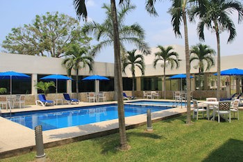 Holiday Inn Express Paraiso Dos Bocas, An Ihg Hotel