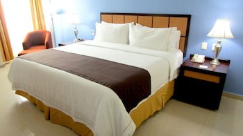 Holiday Inn Express Paraiso Dos Bocas, An Ihg Hotel