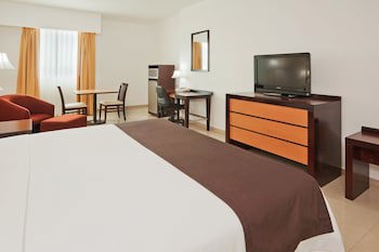 Holiday Inn Express Paraiso Dos Bocas, An Ihg Hotel