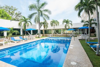 Holiday Inn Express Paraiso Dos Bocas, An Ihg Hotel