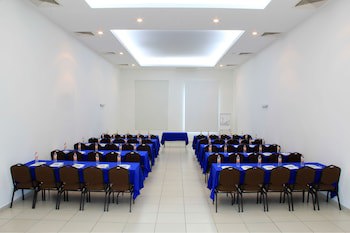 Holiday Inn Express Paraiso Dos Bocas, An Ihg Hotel