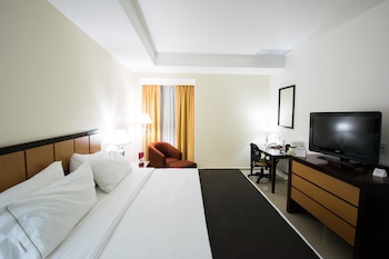 Holiday Inn Express Paraiso Dos Bocas, An Ihg Hotel