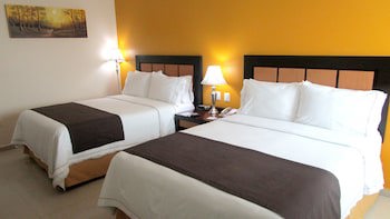 Holiday Inn Express Paraiso Dos Bocas, An Ihg Hotel