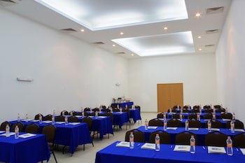 Holiday Inn Express Paraiso Dos Bocas, An Ihg Hotel
