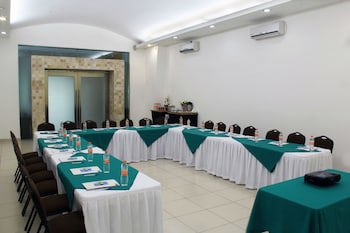 Holiday Inn Express Paraiso Dos Bocas, An Ihg Hotel