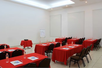 Holiday Inn Express Paraiso Dos Bocas, An Ihg Hotel
