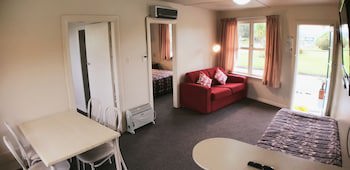 Glacier View Motel