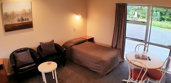 Glacier View Motel