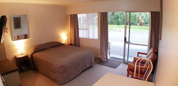Glacier View Motel