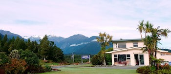 Glacier View Motel
