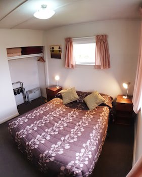 Glacier View Motel