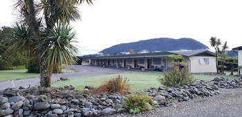 Glacier View Motel