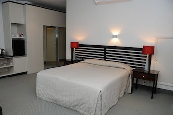 Emerald Hotel