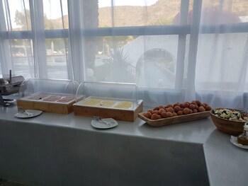 Lagada Beach Hotel