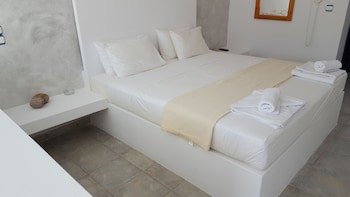 Lagada Beach Hotel