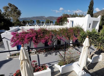 Lagada Beach Hotel