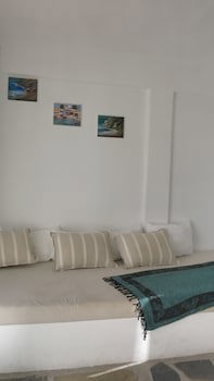 Lagada Beach Hotel
