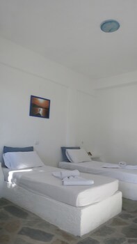 Lagada Beach Hotel