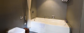 Golkonda Resorts & Spa