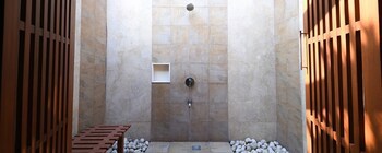 Golkonda Resorts & Spa