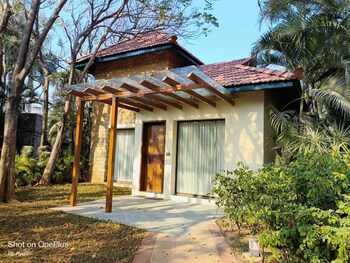 Golkonda Resorts & Spa