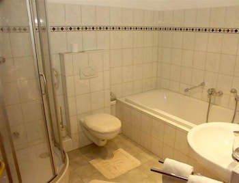Hotel Weinhaus Grebel galeri fotoğrafı