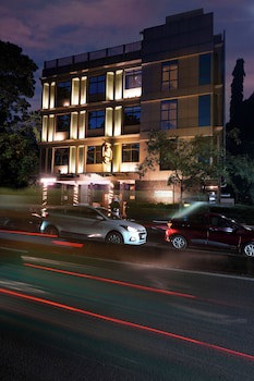 Cross Roads Inn