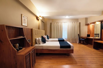 Cross Roads Inn