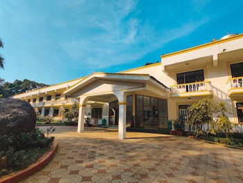 Bambolim Beach Resort