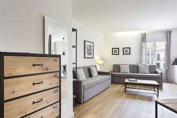 Amister Apartments