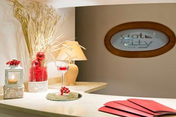 Hotel City fotoğrafı