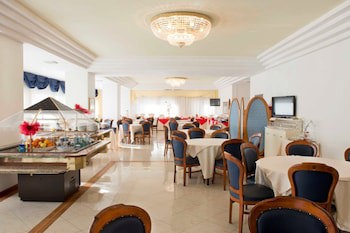 Hotel City galeri fotoğrafı