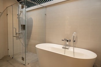 Dewa Phuket Resort & Villas