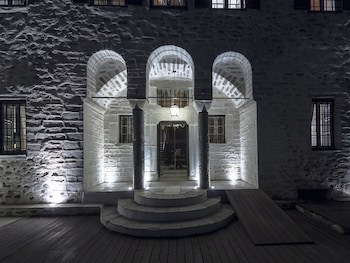Despotiko Hotel