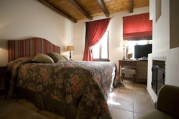 Despotiko Hotel