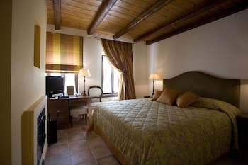 Despotiko Hotel