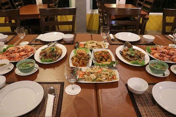 Bacchus Home Resort