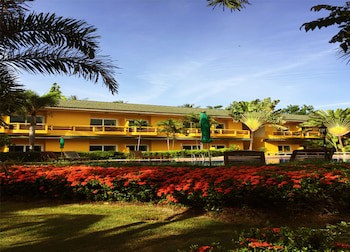 Bacchus Home Resort