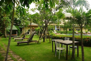 Bacchus Home Resort