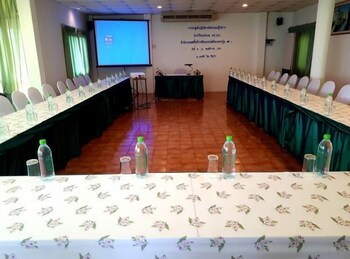 Bacchus Home Resort