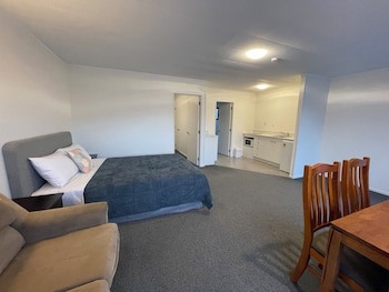 Cherry Court Motor Lodge