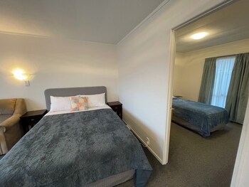 Cherry Court Motor Lodge