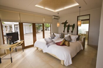Misibis Bay