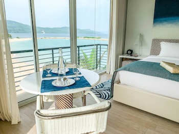 Misibis Bay