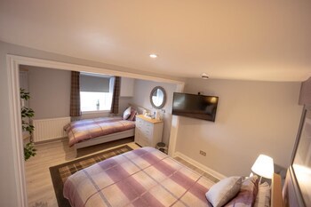 Tigh Na Mara Hotel