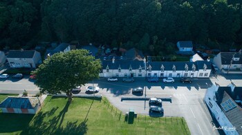 Tigh Na Mara Hotel