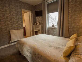 Tigh Na Mara Hotel