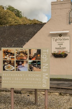 Tigh Na Mara Hotel