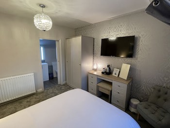 Tigh Na Mara Hotel