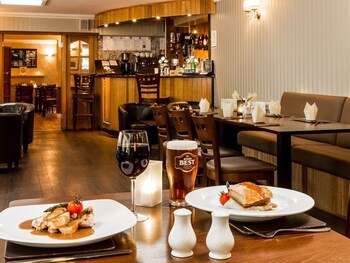 Tigh Na Mara Hotel